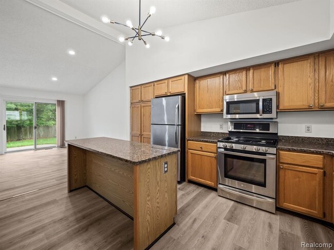 Photo - 1888 Webster St