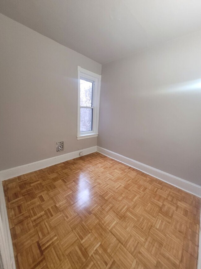 Photo - Your Family's New Home - 3bd/1ba in West P...
