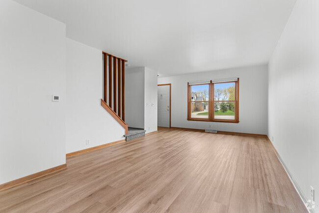 Building Photo - 5429 S 13th St Rental
