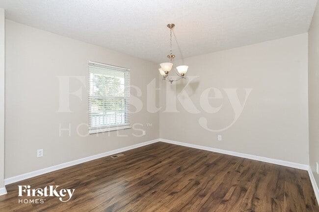 Photo - 6183 Lakewood Dr