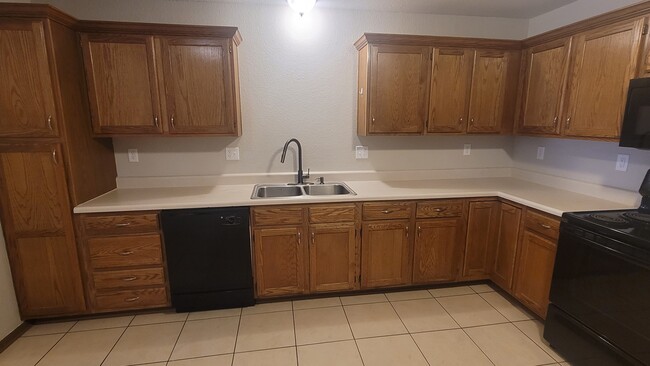 104 SE 24 St Unit C