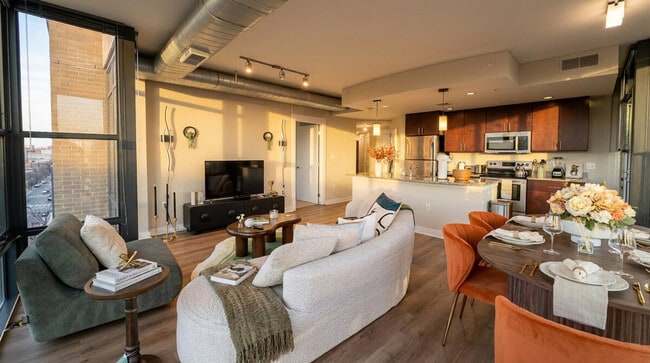 Building Photo - 1901 9th St NW