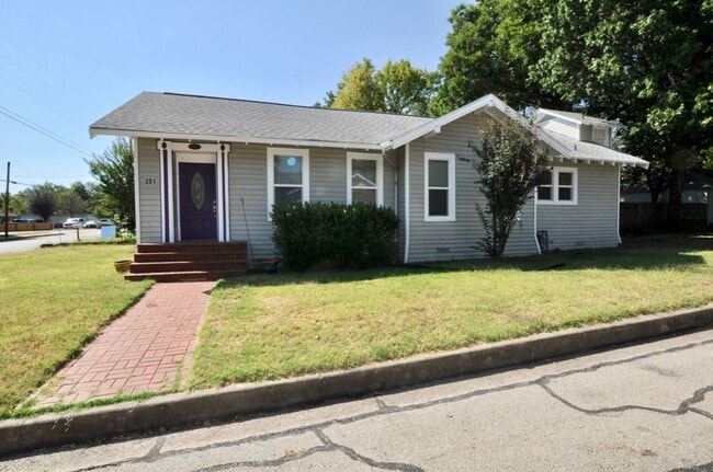 FOR LEASE! 3 BR - 1 BA - 1 Car Garage - 1,... - FOR LEASE! 3 BR - 1 BA - 1 Car Garage - 1,... Casa