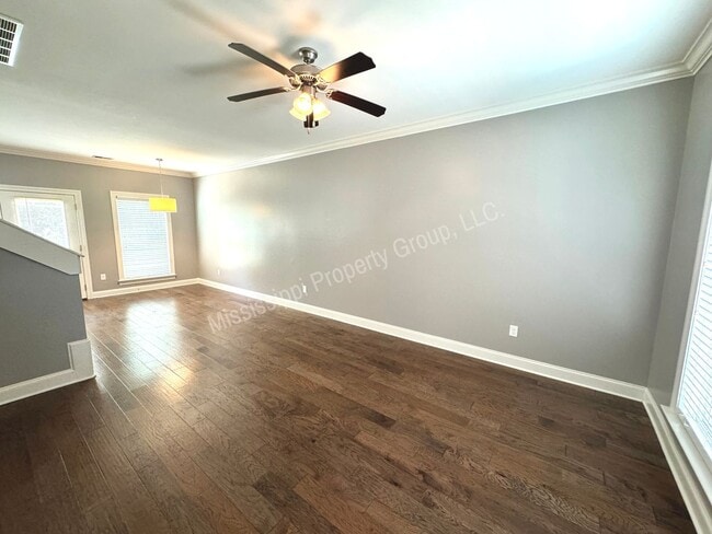 Photo - 4BD/4.5BA FOR RENT