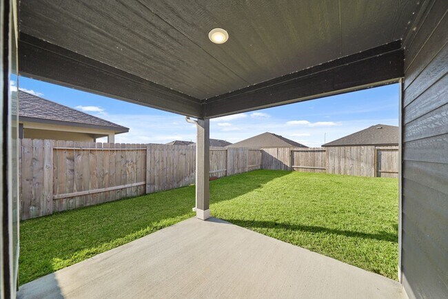 Photo - 7502 Fierce Friesian Ln