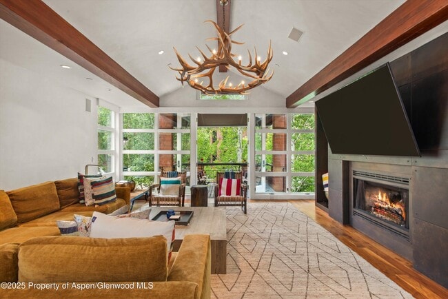 Photo - 706 E Hyman Ave Unit 706