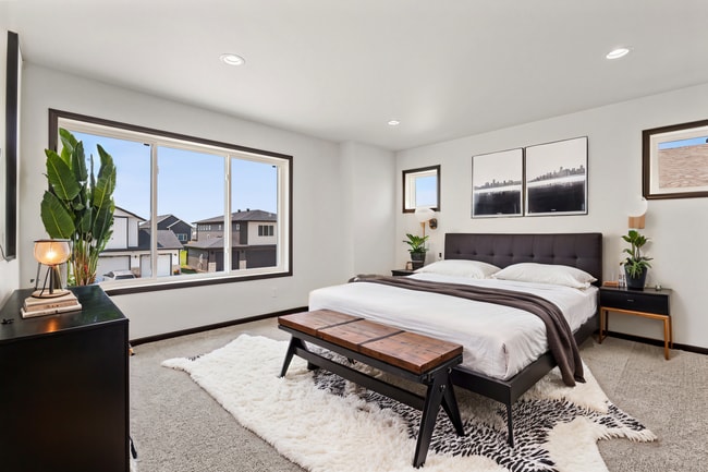 Photo - 4-bedroom, 3-bathroom Horace Single-Family Home w/ 3 Stall Garage