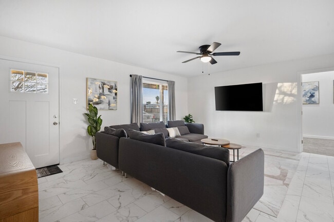 Photo - 3101 N 40th Dr Unidad ID1244322P