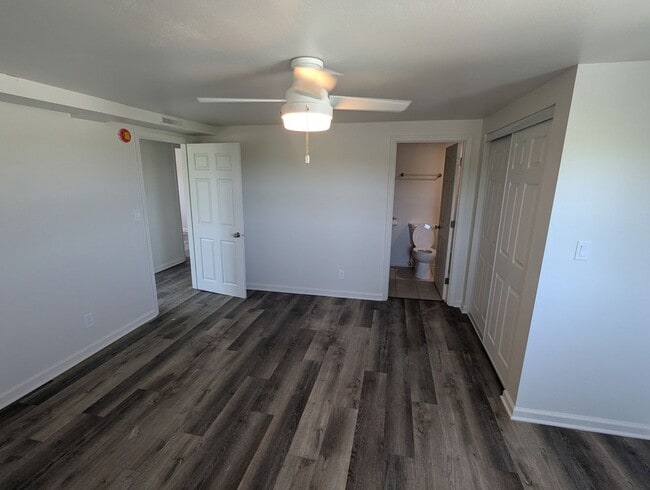 Photo - Dover Oaks LLC Unidad C