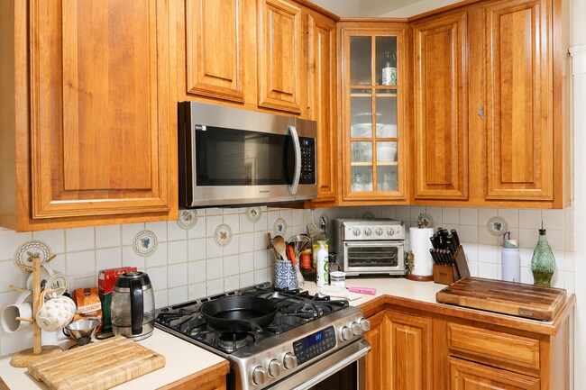 Photo - 176 Naples Rd Unit 8