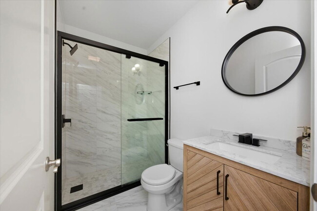 Photo - 1523 W Huron St Unit 3