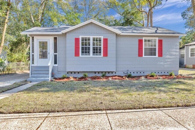 Building Photo - 8025 Paul Jones Dr Rental