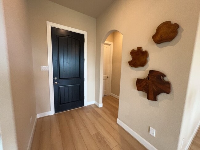 Photo - 5602 Caracara St