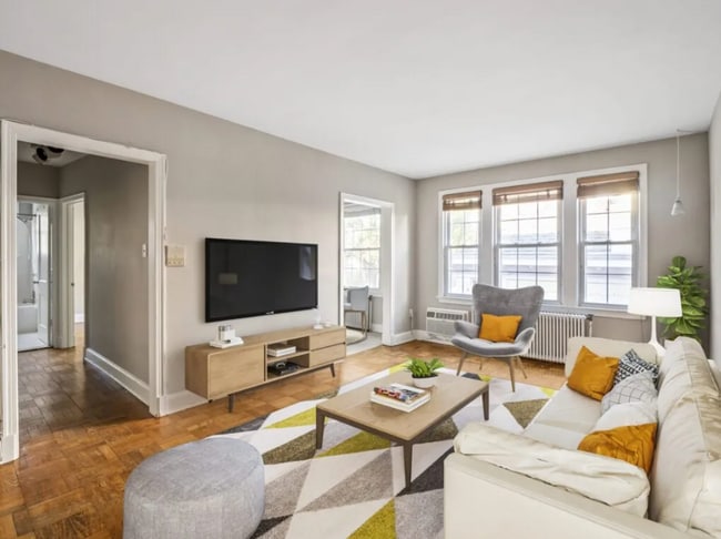 Photo - 4491 MacArthur Blvd NW Unit 303