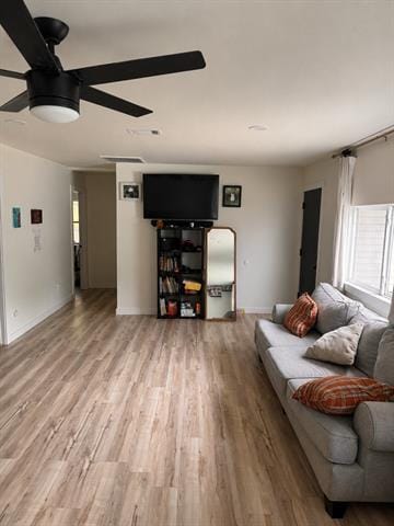 Photo - 2122 Riviera Dr