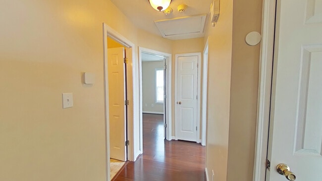 Photo - 2004 Ivey Commons Rd