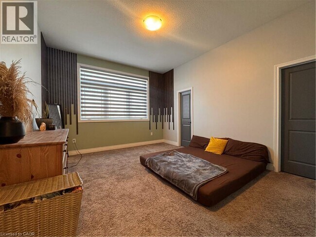 Photo - 84 Lasby Ln.