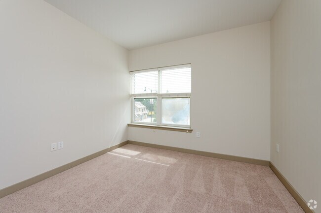 2BR, 2BA - 1,113SF Bedroom