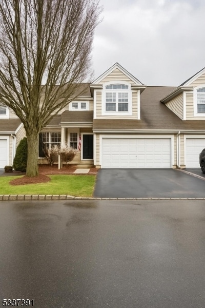 Photo - 131 Marlboro Cir