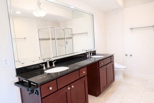 Photo - 3411 Clearview Cir