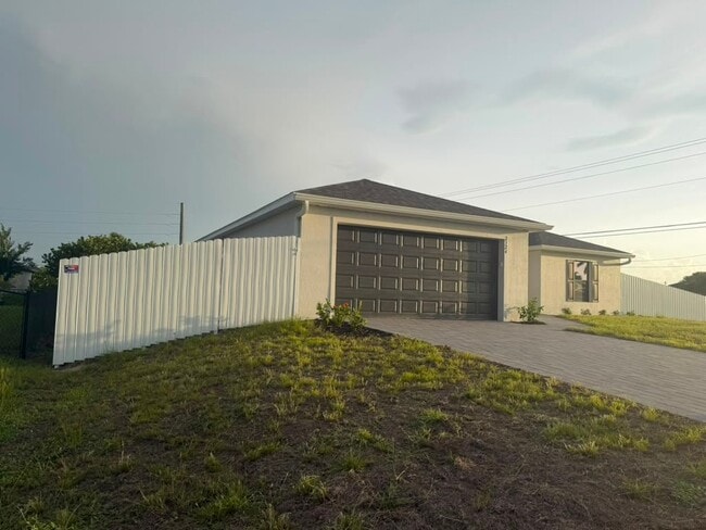 Photo - 2324 NW 25th St