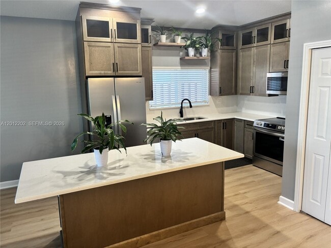 Photo - 13941 SW 136th Pl
