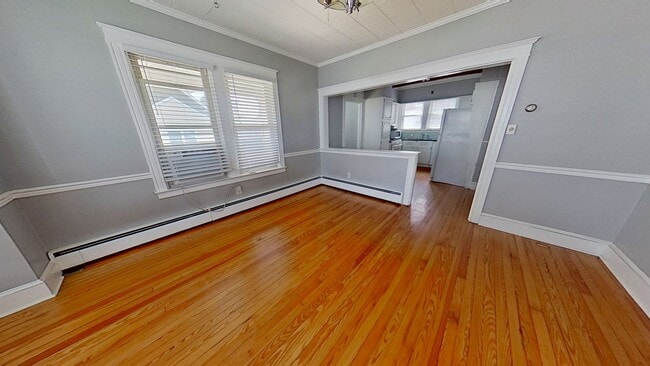 Photo - 835 Latimer St