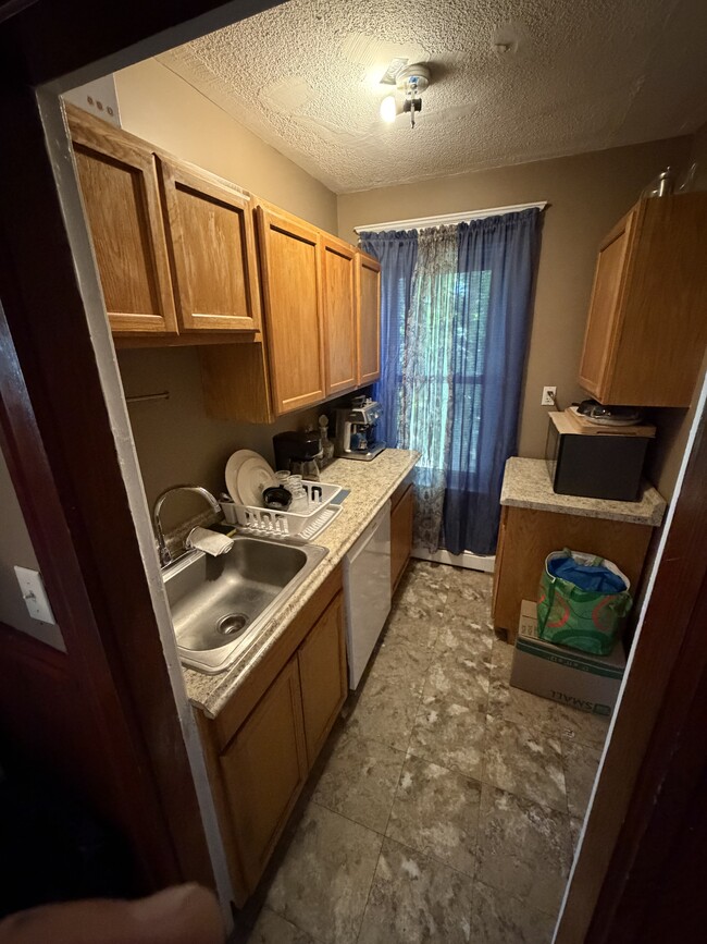 76 Phebe St Unit 3