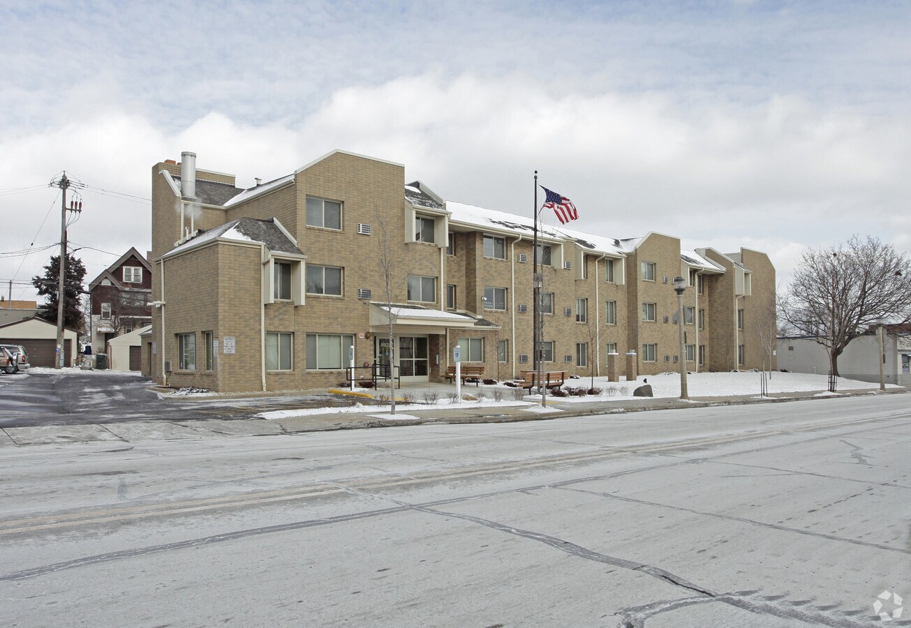 Photo - Fountains of West Allis Apartments