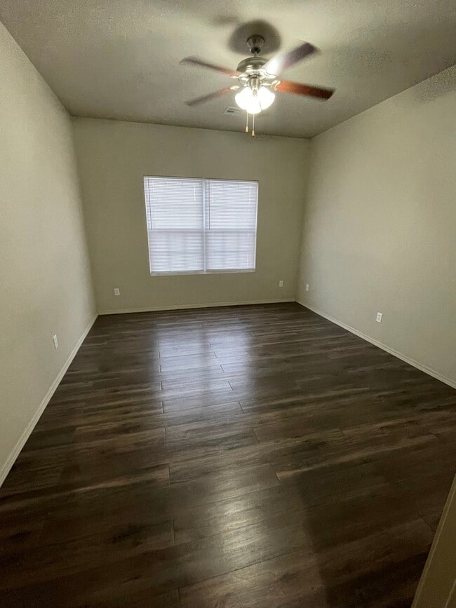 Photo - 3105 S Waterview Ln Unit 3105-16