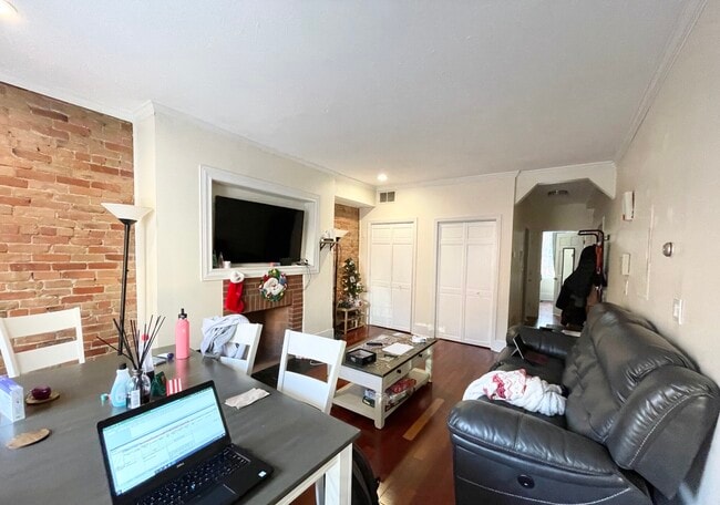 Photo - 45 Hemenway St Unidad 2