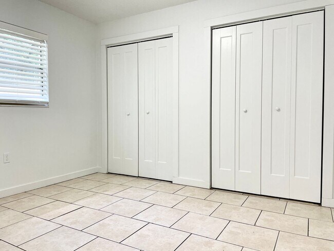Photo - 444-446 Winners Circle Apartment Unit 446