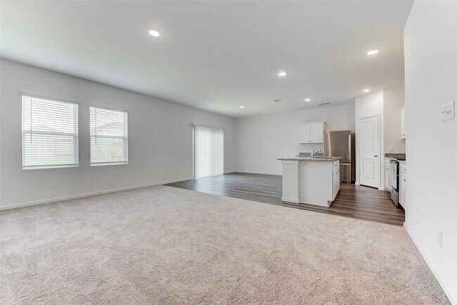 Photo - 14878 Calderon Dr Casa