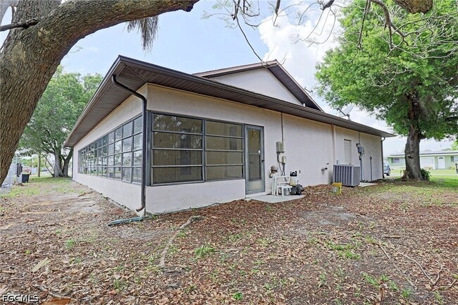 Photo - 1398 Evalena Ln