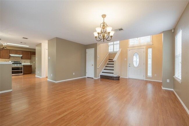 Photo - 1518 Sundance Dr