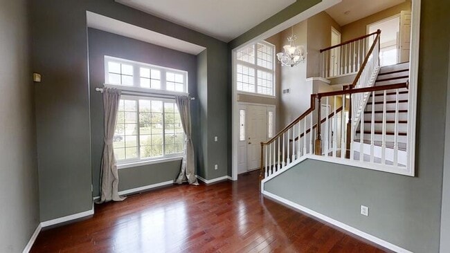 Photo - 292 Sandrock Ct