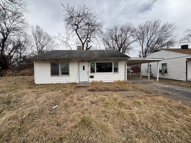 Photo - LIMITED TIME**NO APPLICATION FEE**1/2 OFF ...