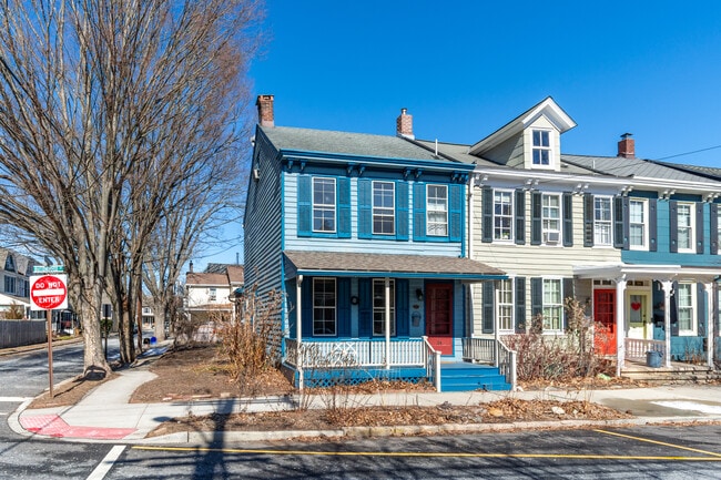 Photo - 34 Buttonwood St