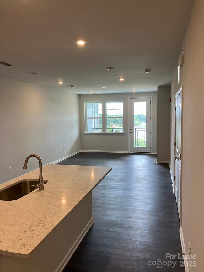 Photo - 4455 Reed Crk Dr Unit 304