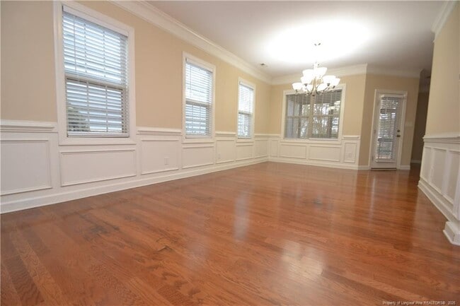 Photo - 702 Windy Peak Loop