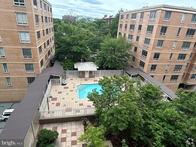 Building Photo - 800 4th St SW Unit S408 Rental