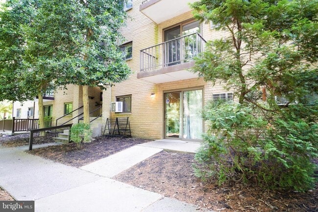Building Photo - 400 Glendale Rd Unit J20 Rental