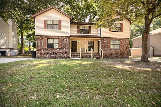 Building Photo - Call Sabrina Thomas' Office at 757-767-076... Rental