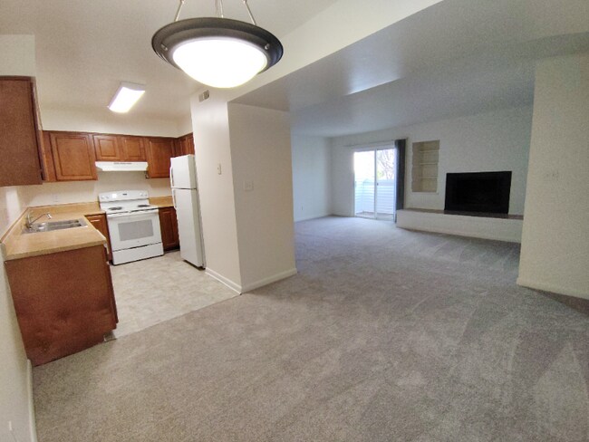 Photo - 600 Reusens Rd Unit N149