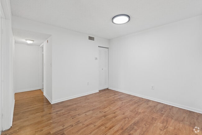 2BR, 1BA - 857SF - Dining Room - The Hamlet at Walden Pond - Senior 62+