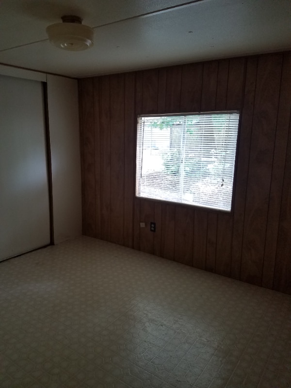 Photo - 413 Miller St