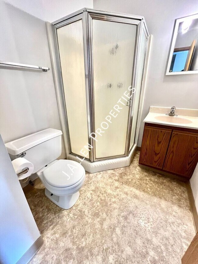 Photo - Charming 1-Bed, 1-Bath Apartment in the He... Unit 10