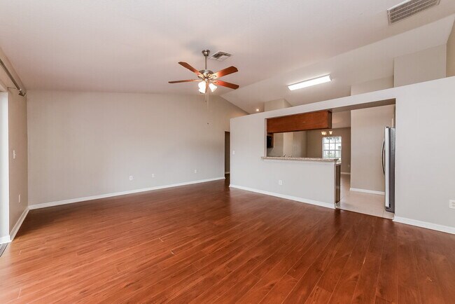 Photo - 119 Lookout Dr