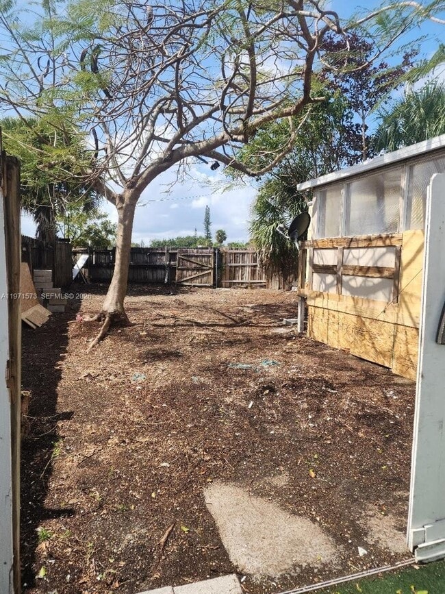 Photo - 9165 Highpoint Dr