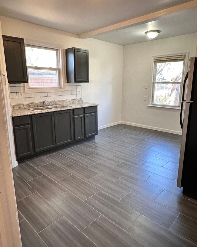 Photo - 11101 Kennebec St